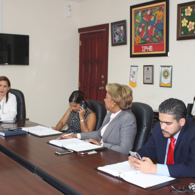 c-2-aaa5b3606cbd221effb6cf3df0b63a52.jpg