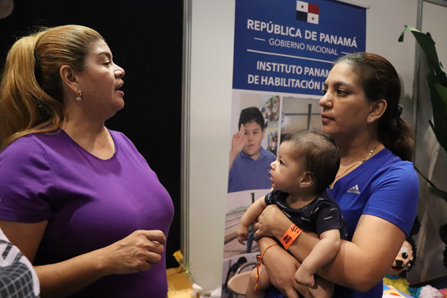 IPHE participa en la Feria del Bebé con atenciones auditivas y charla de Atención en la Primera Infancia