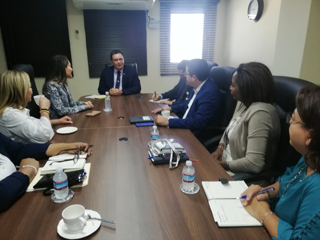 Autoridades del IPHE y la Contraloría coordinan acciones de entendimiento
