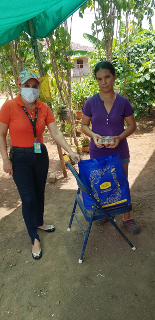 IPHE de Los Santos contribuye con donaciones
