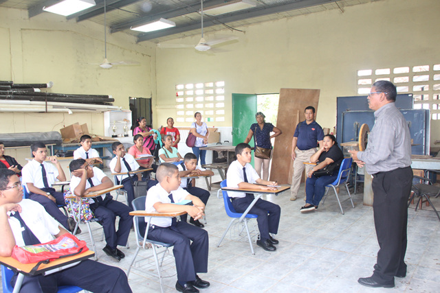 Docentes y técnicos de IPHE y Meduca serán capacitados por OEI Panamá