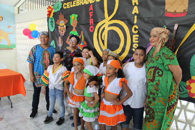 Celebran Mes de la Etnia Negra en Escuela Nacional de Sordos del IPHE