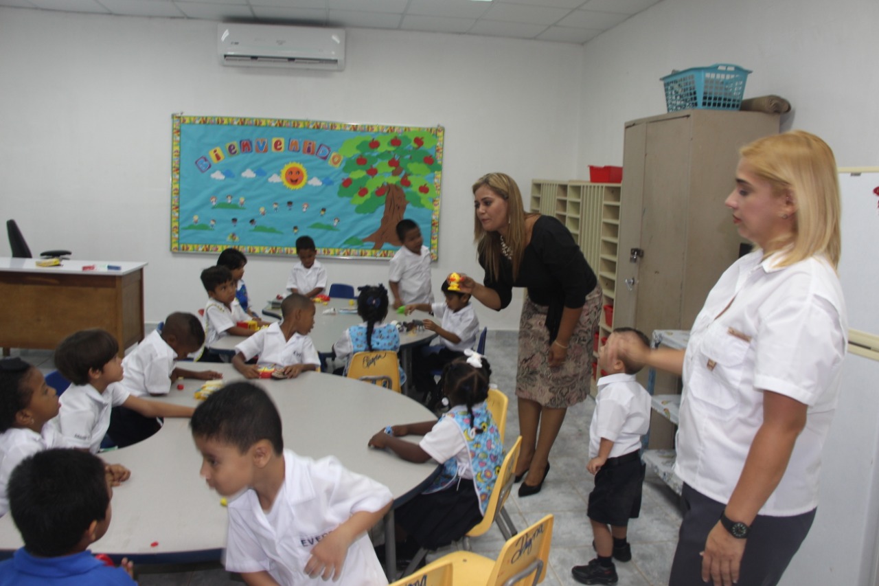 Con el reinicio de clases el IPHE adopta con éxito el currículo priorizado para clases a distancia aprobado por Meduca