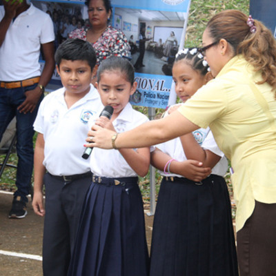 c-12-422940ff6964a81fcb222607f5687ff0.jpg