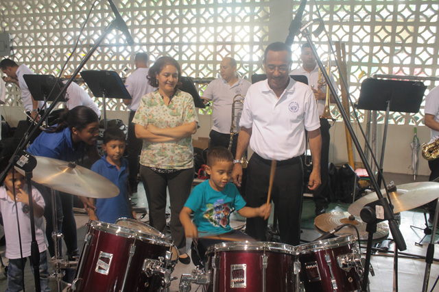 Orquesta Filarmónica participa en celebración del Día del Niño