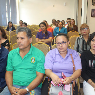j-6-ce8b40eee0af2cd16a195c46e08dd21e.jpg