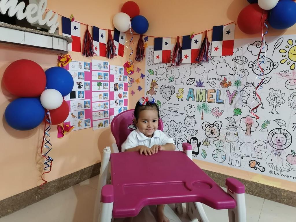 Estudiantes del Programa de Estimulación Precoz (PEP) realizan actividad cívica patriótica para honrar a la patria
