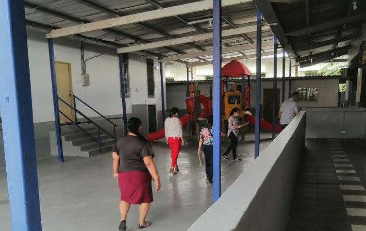 Autoridades supervisan reparaciones de plomería en las infraestructuras de la Extensión de Colón