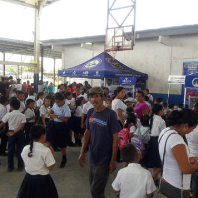 t-10-fd90eba7283f9396cb4788d5311ebbc6.jpg