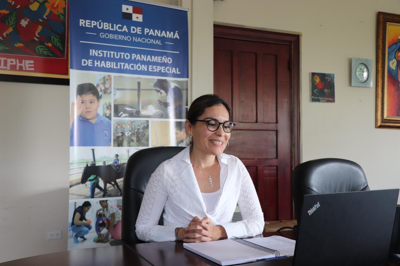 Culminan talleres virtuales de investigación organizado por el IPHE y la UTP