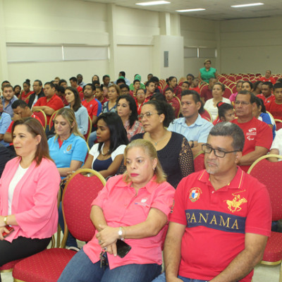 r-8-edfd7fa938449746d326a6bbcc162e69.jpg