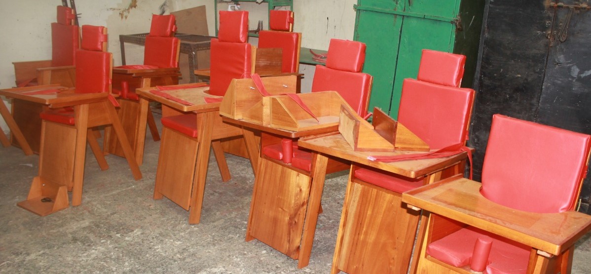 Confeccionan primeras 50 sillas ortopédicas 