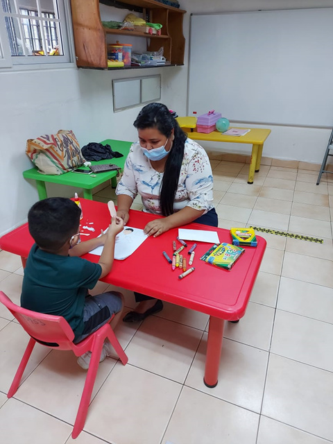 Estudiantes del CAIPI de Metetí reciben tutorías 
