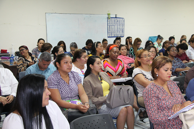 Pagarán sobresueldo del año escolar 2017 a personal docente del IPHE