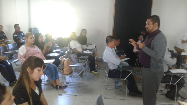 Funcionarios de entidades gubernamentales y padres de familia se capacitan en el II Foro de Discapacidad e Inclusión