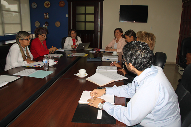 Patronato del IPHE aprueba resoluciones sobre temas de educación