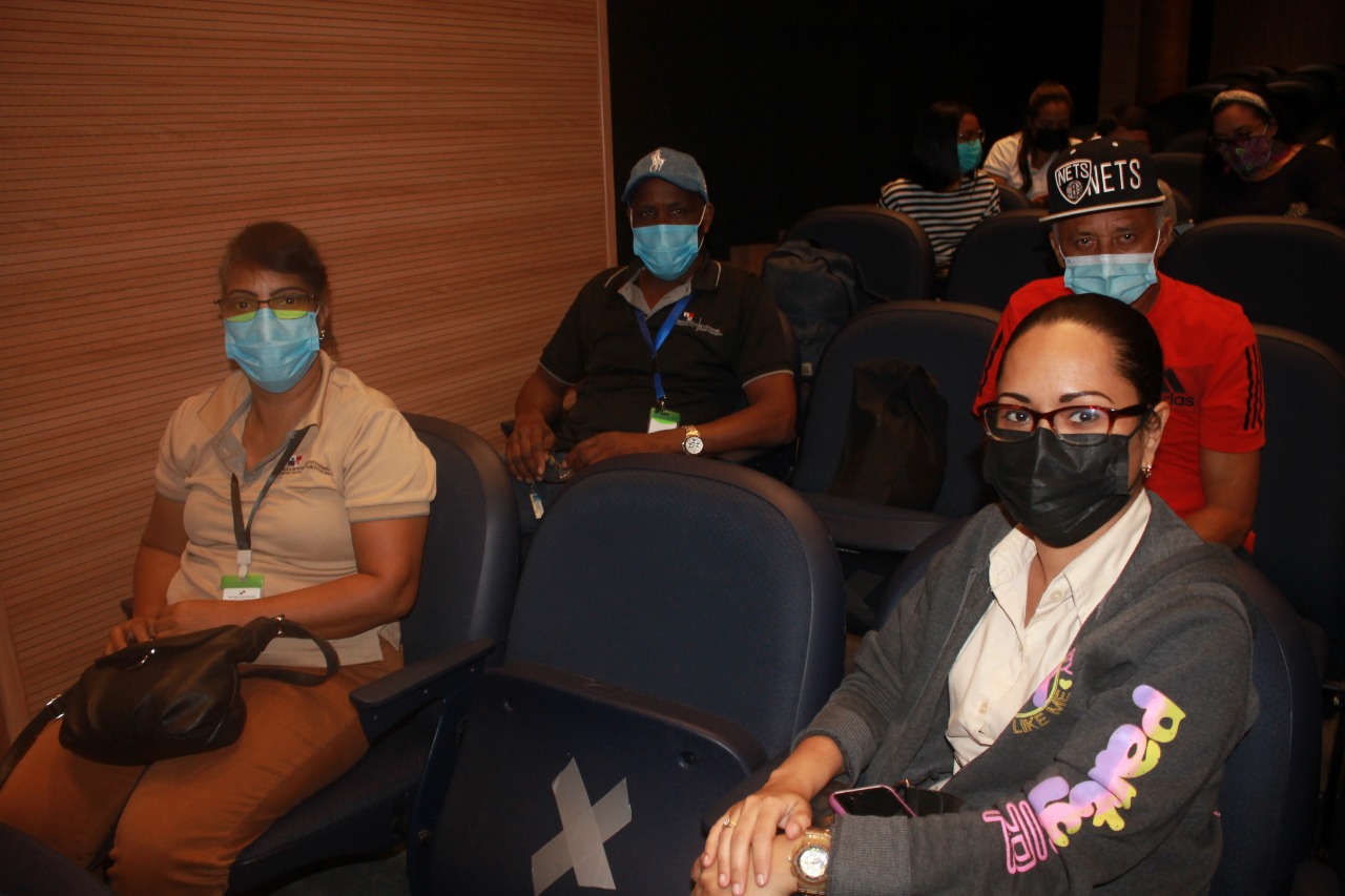 Comunidad sorda disfruta de películas con carácter inclusivo