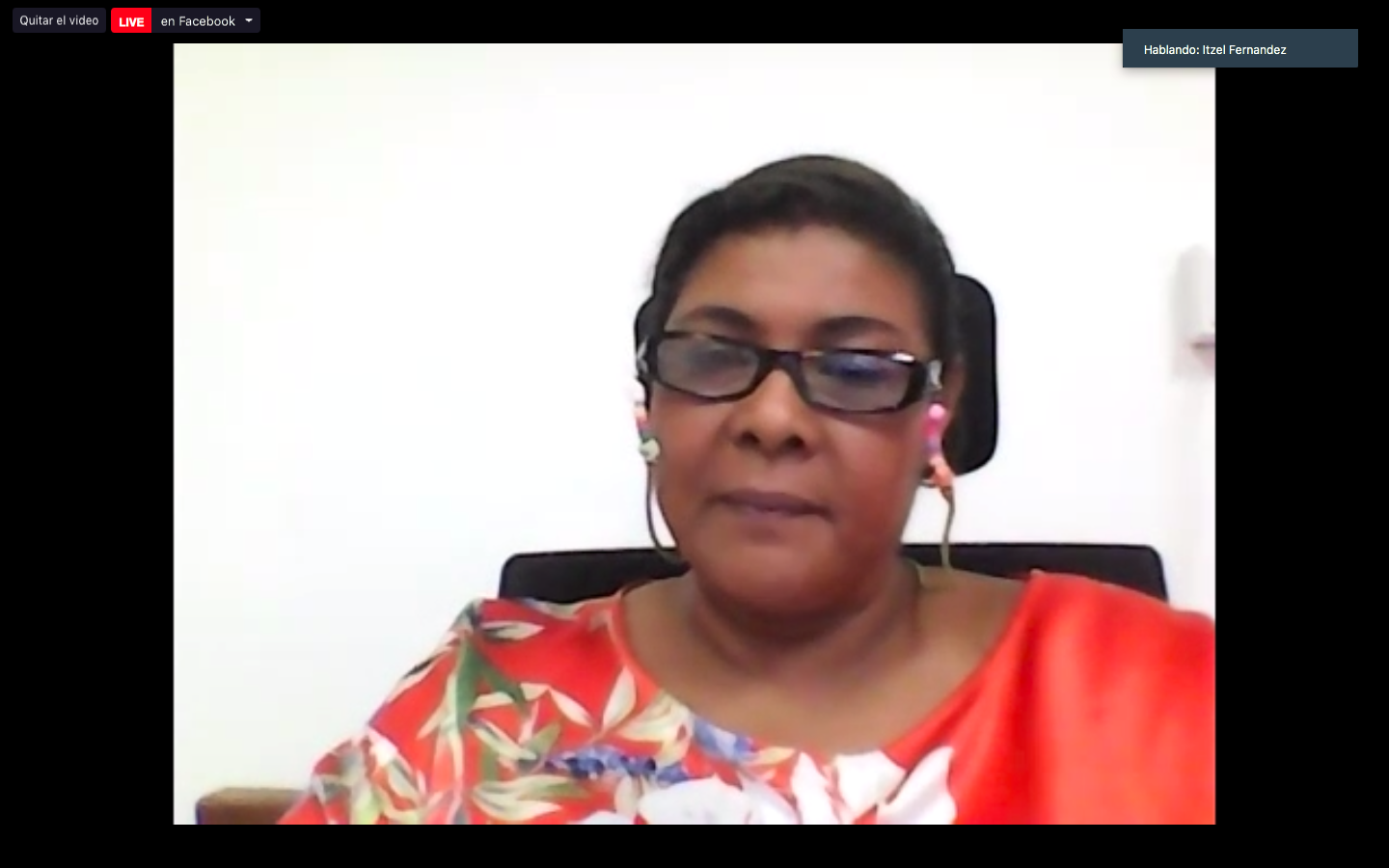 Comunidad Educativa participa de conversatorio: Conociendo la Discapacidad Auditiva