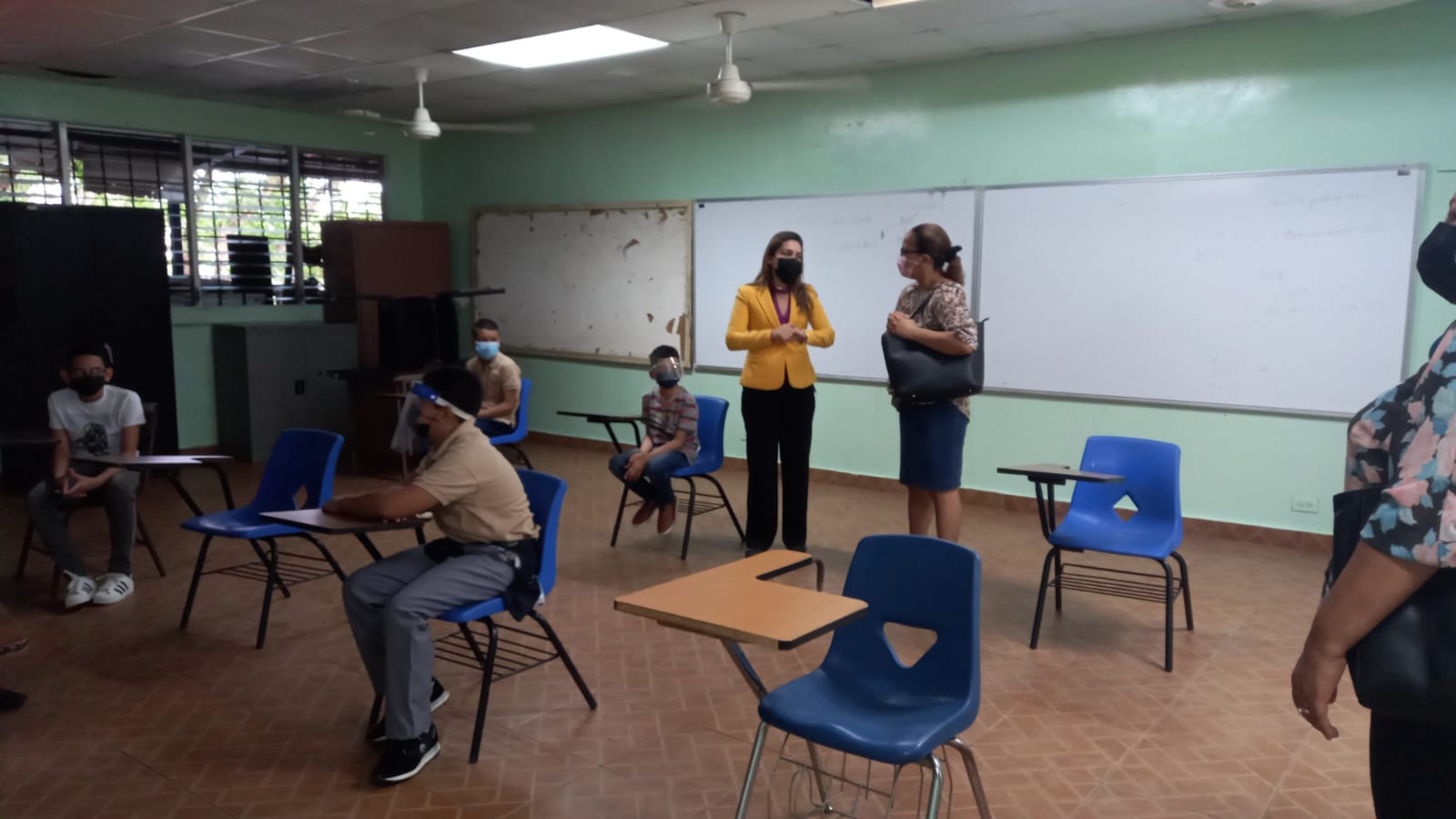IPHE: Garantiza las clases semipresenciales en las escuelas inclusión