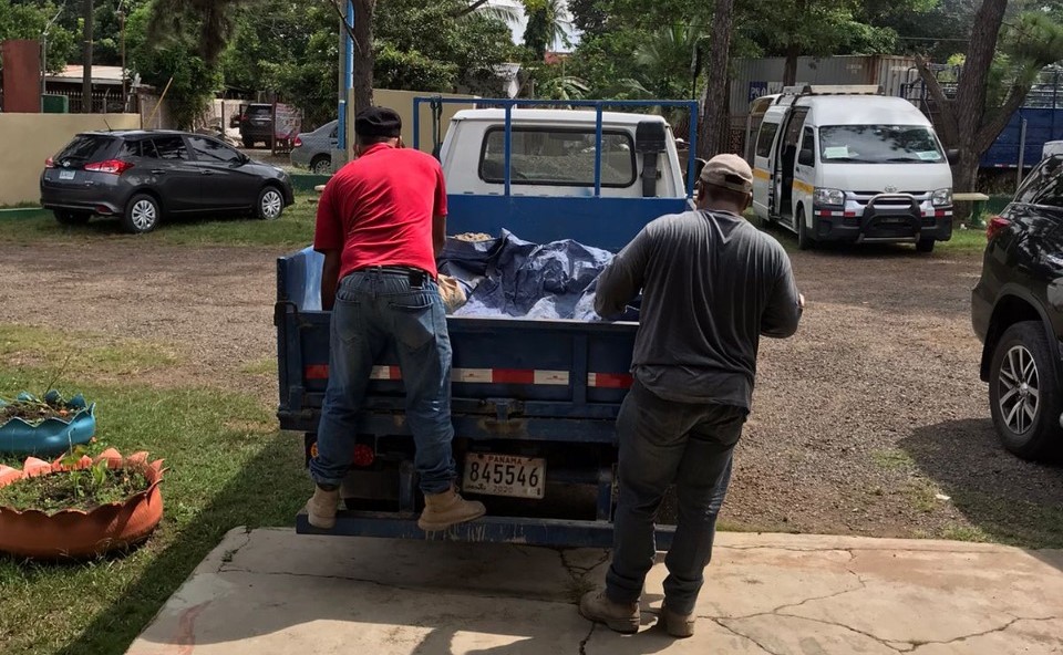 Extensión de Aguadulce recibe donación de materiales de construcción por parte de la Junta Comunal