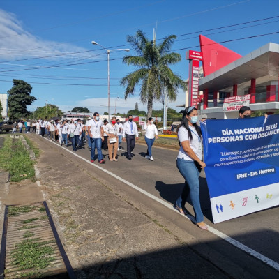 afd510b1-7e37-44f7-9b20-d79cbc81ef71-735bd1ef52b44b187ca41355d17d70dd.jpg