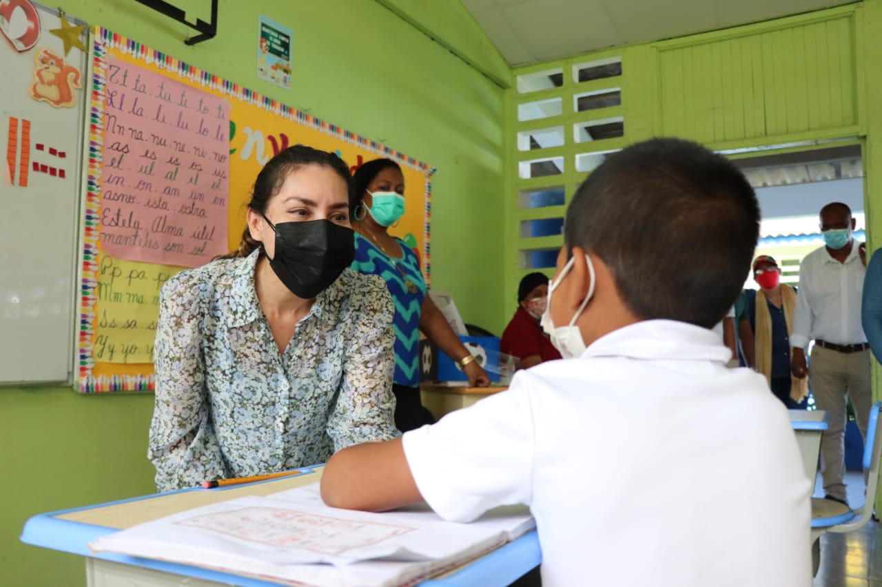 IPHE, garantizó servicios educativos a 16,185 estudiantes con discapacidad