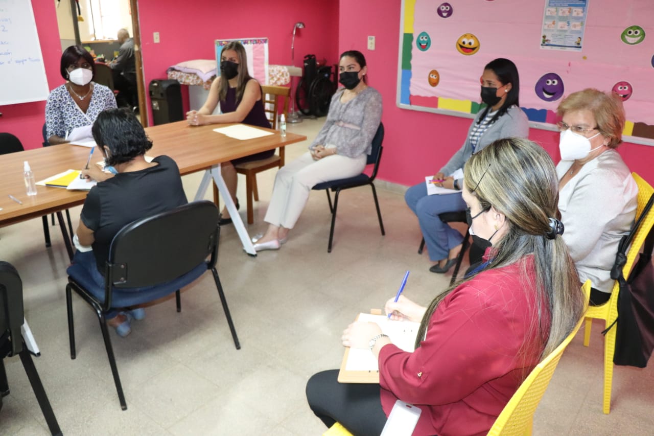 Directoras del IPHE y SENNIAF realizan gira de trabajo al CAI Tocumen