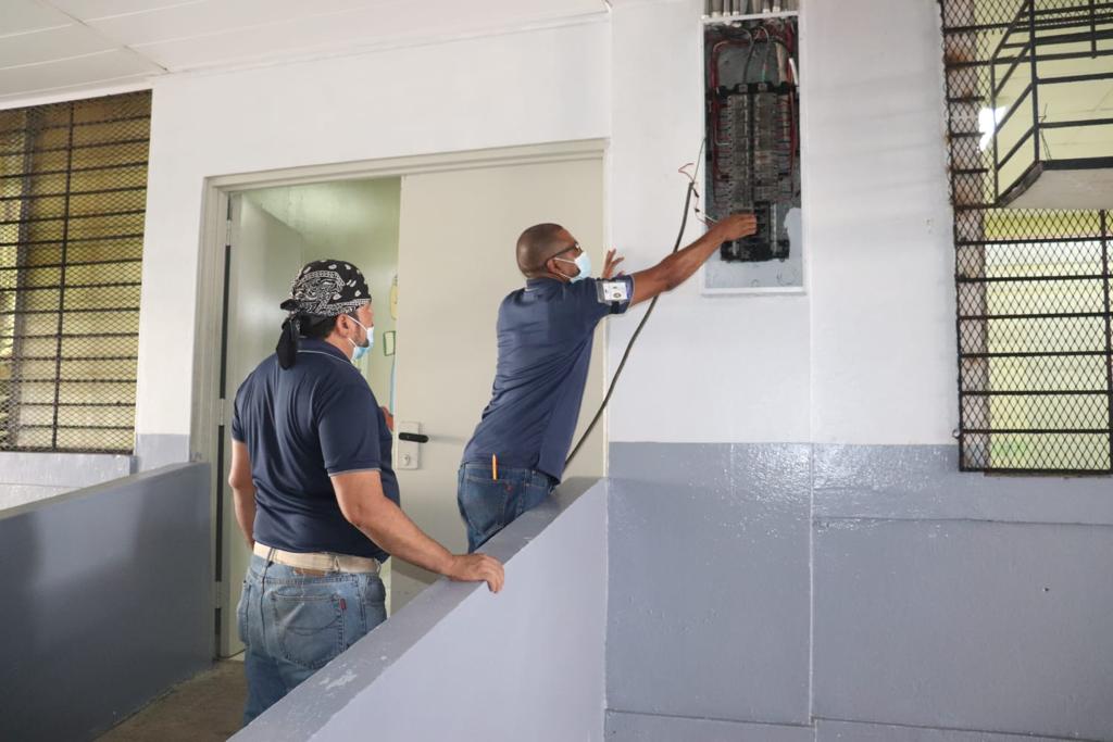 IPHE, da continuidad al Plan de Mantenimiento a la Infraestructura en la Extensión de Colón