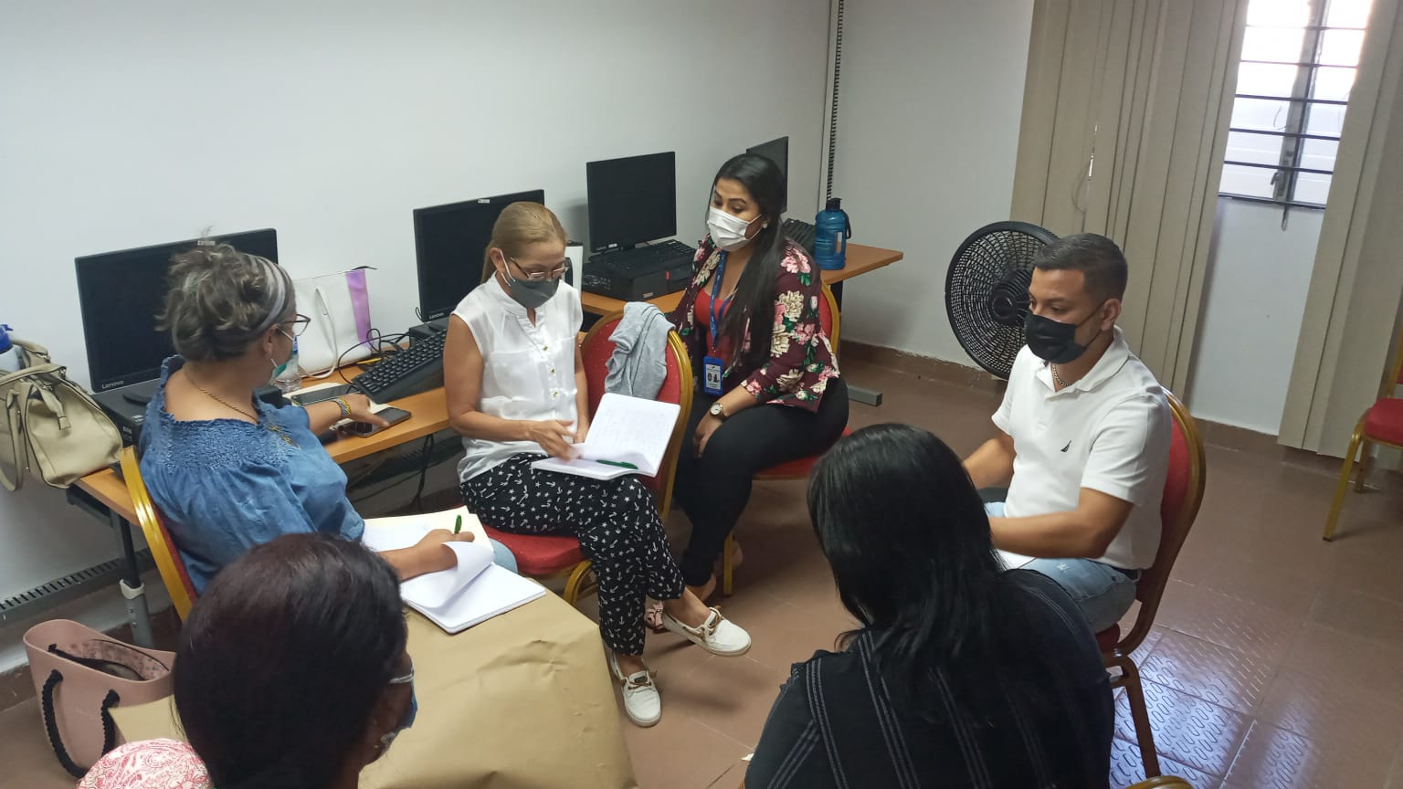 Docentes de Herrera y Los Santos se capacitan en Neuroeducación