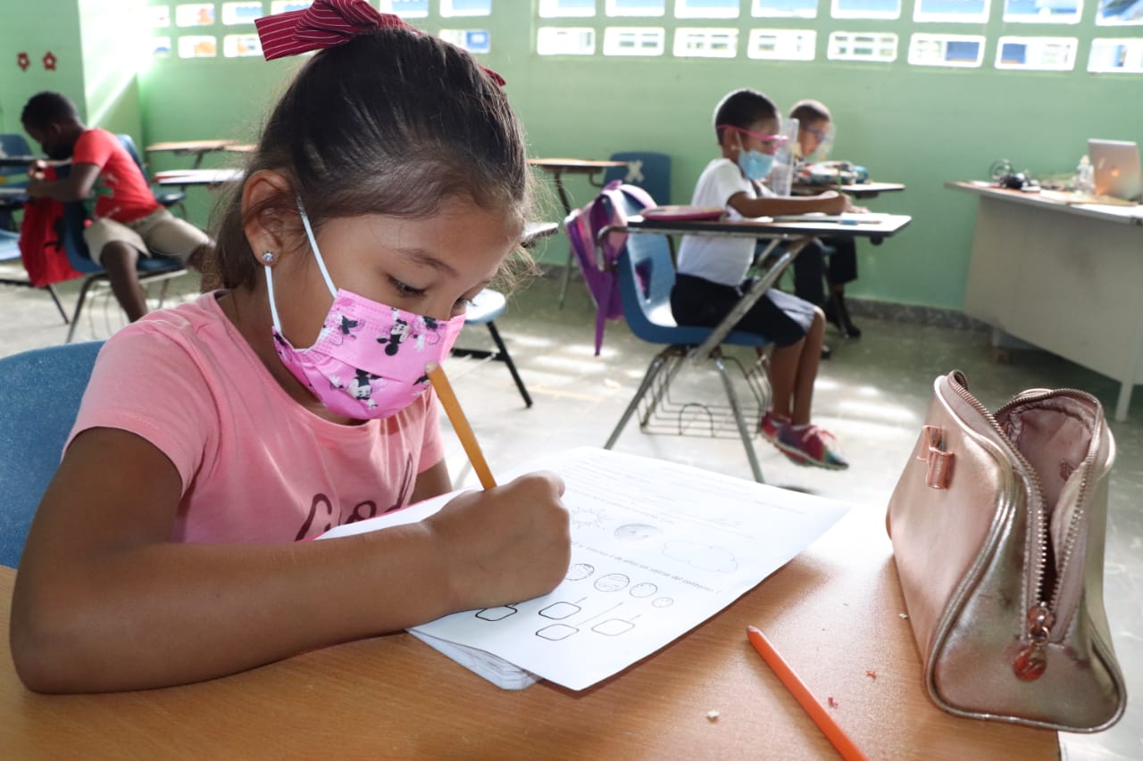 IPHE garantiza la atención a 11,835 estudiantes en 392 Centros de Educación Inclusivas