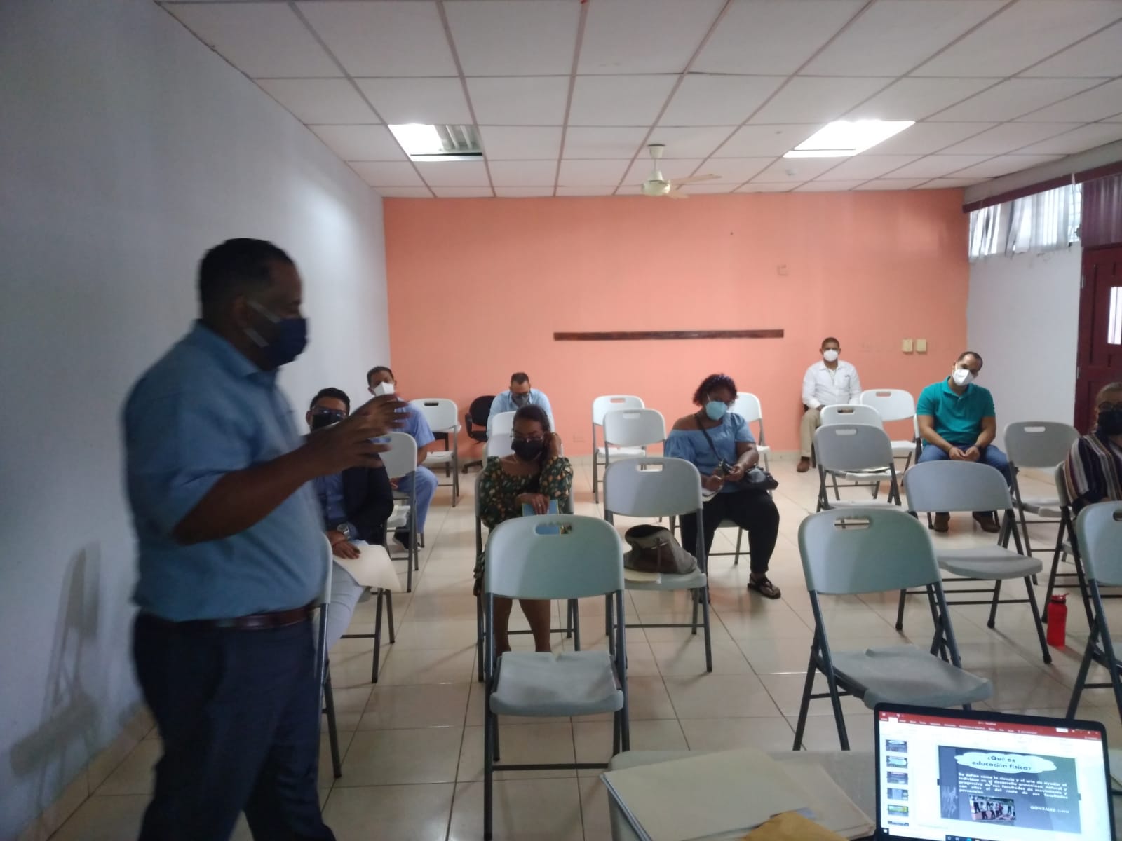 Docentes se capacitan en Herramientas pedagógicas de la Educación Física Adaptada