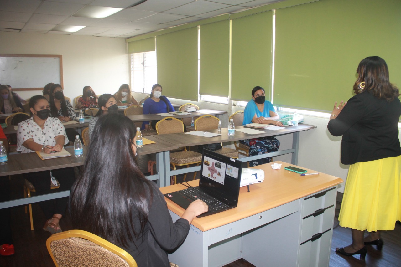 Nuevos docentes reciben inducción del accionar educativo, técnico y administrativo del IPHE