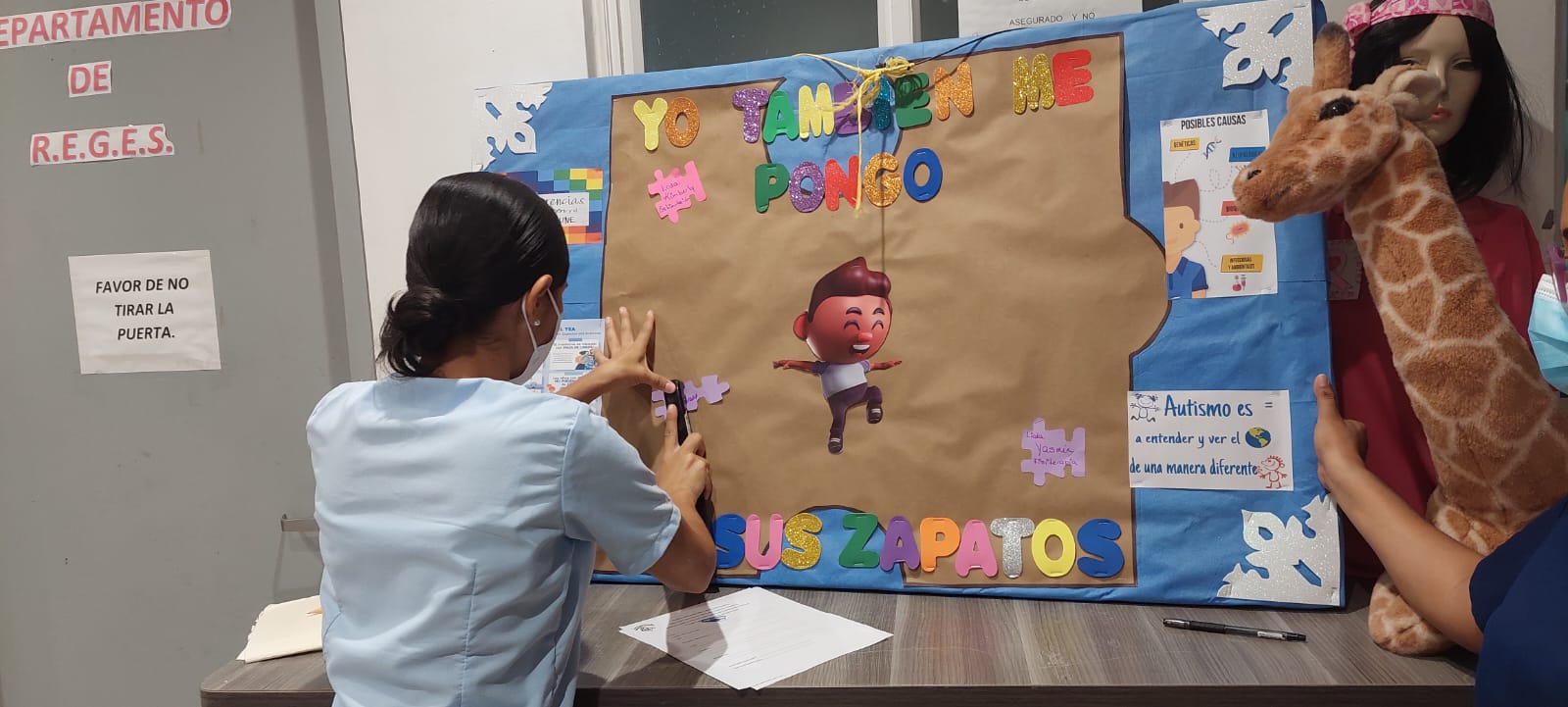 Orientan sobre TEA a personal de salud y miembros de comunidades de Guna Yala