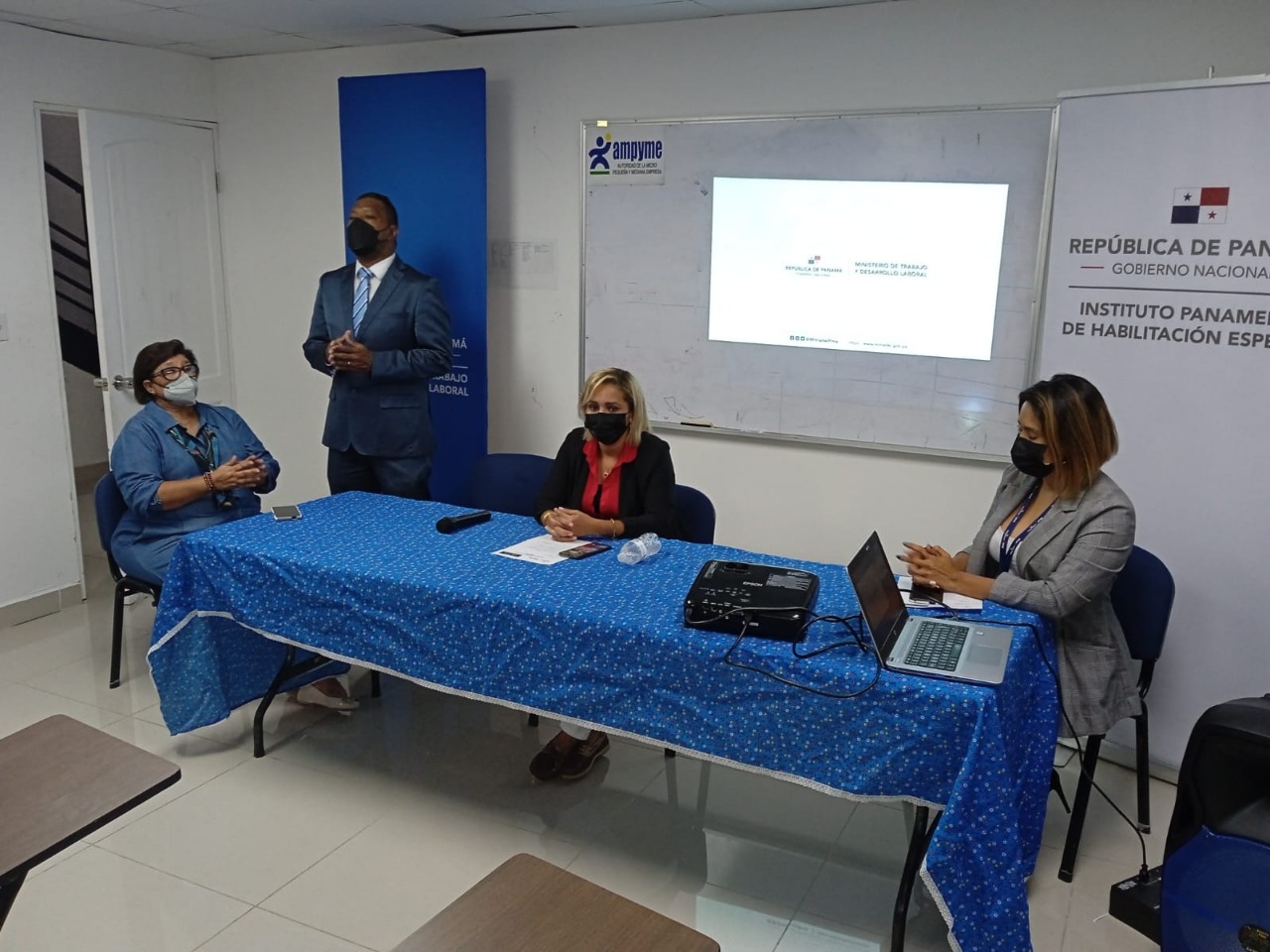 IPHE, AMPYME y MITRADEL se unen para apoyar a madres emprendedoras  