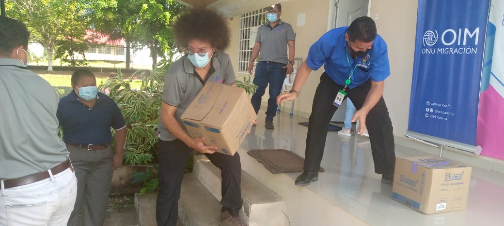 IPHE Darién recibe donaciones por parte de la OIM