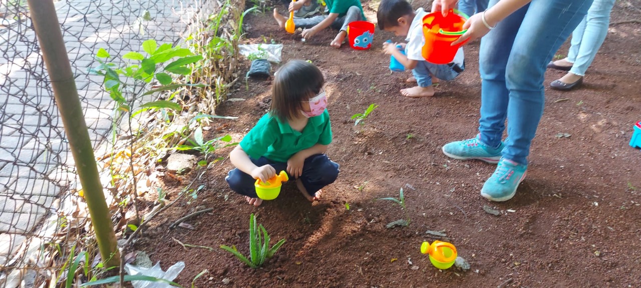 Alumnos fueron concienciados sobre la importancia de cuidar el medio ambiente
