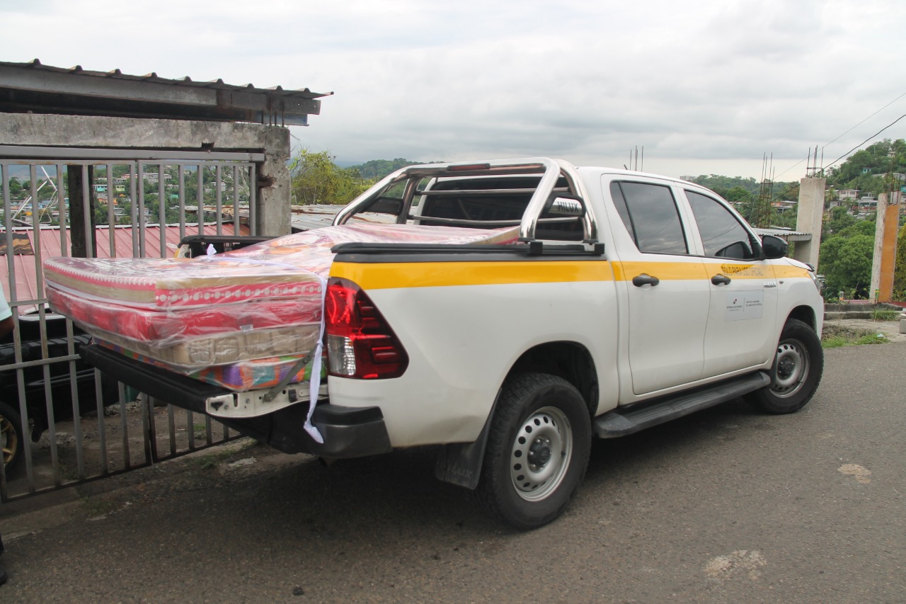 Entregan donaciones a familia en San Miguelito  