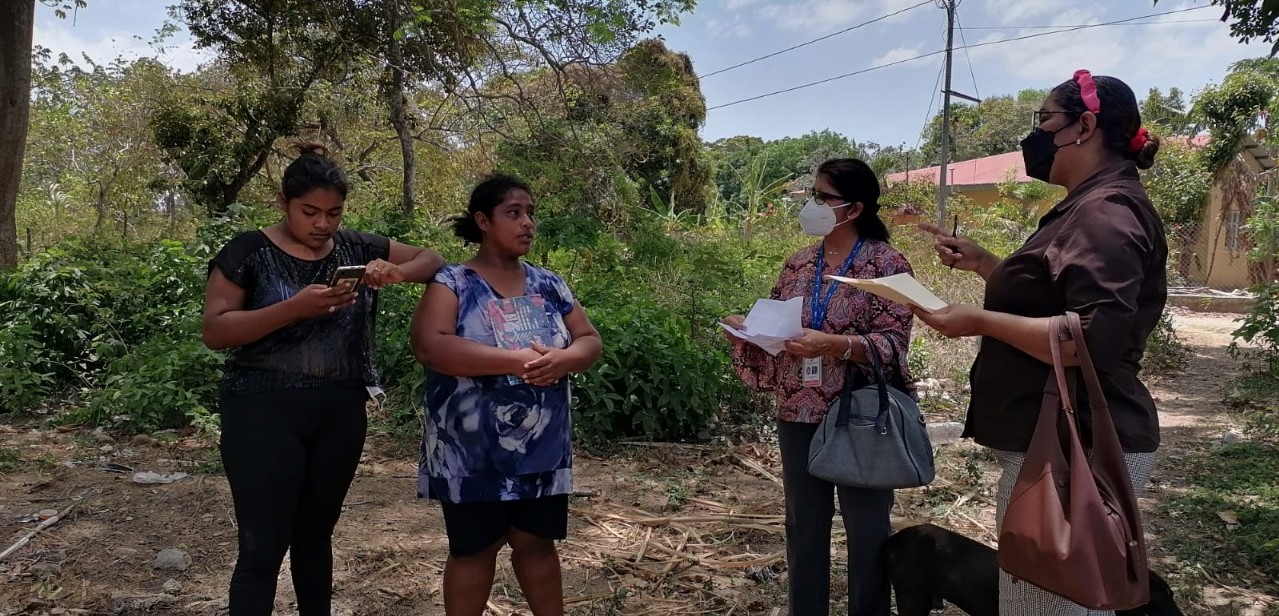 Visitas comunitarias en Antón
