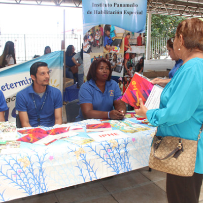 lo-8-a07affff07eeef33c8236d159058ea65.jpg