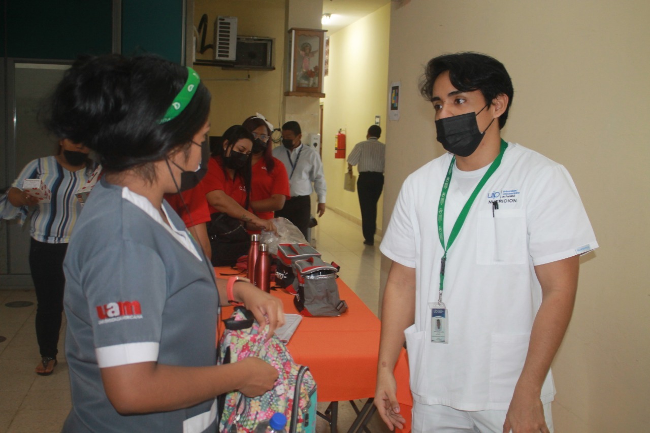 Realizan feria de Recursos Humanos