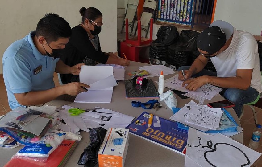  Desarrollan proyecto “Mamitas creativas del PEP”