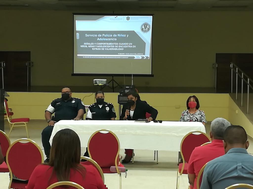 EVE actualiza a equipo docente y técnico