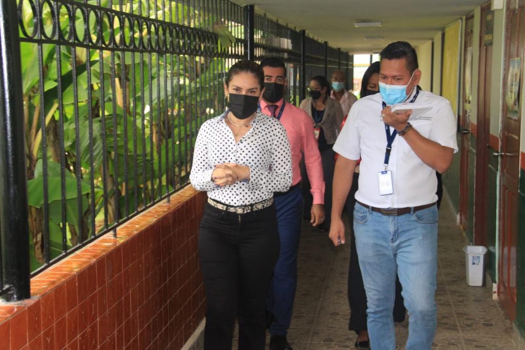 Directora General visita Extensión de Herrera