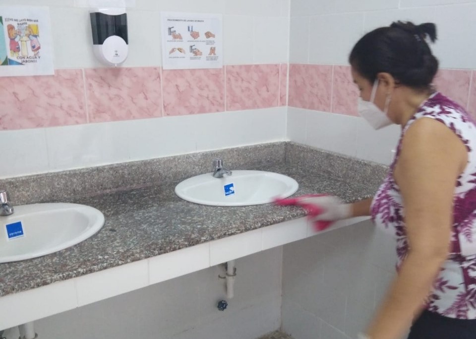 Limpieza general de espacios en Tocumen