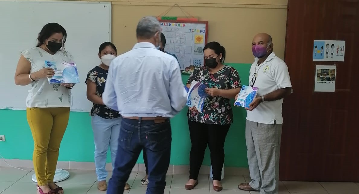 Guías apoyan educación de estudiantes con discapacidad