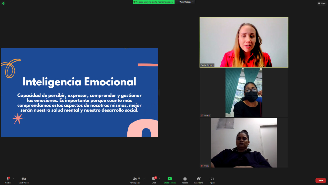 Padres conocen sobre inteligencia emocional 