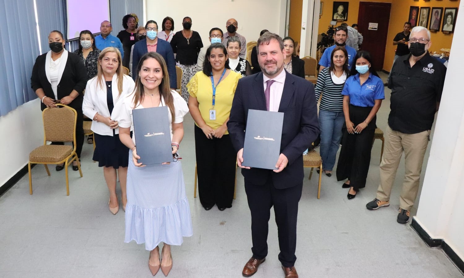  IPHE y RET International firman Convenio Marco de Cooperación 