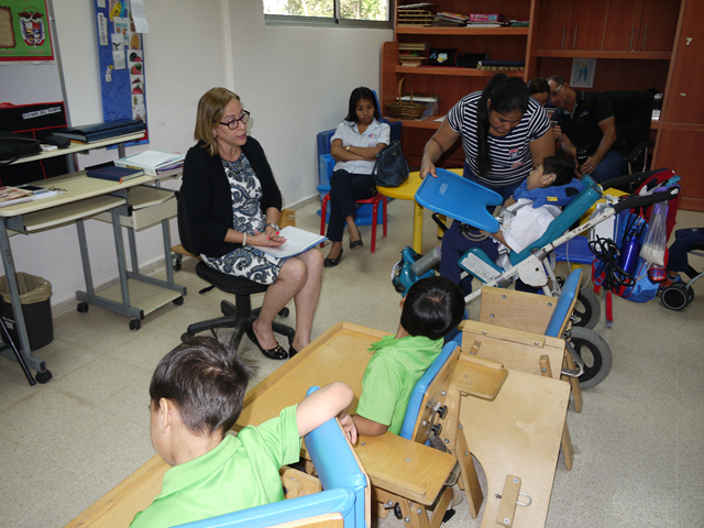 Estudiantes del Programa de Parálisis Cerebral reciben el nuevo año escolar 2018