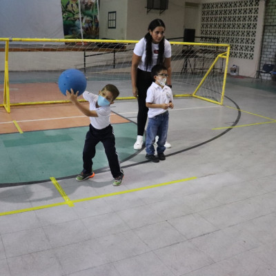 3deab4a0-e9e0-4efa-b1b9-139eda38e588-40b583b28f067fe8f5cd8ad080644d18.jpg