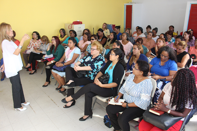 Instruyen a docentes y técnicos del PEP en Abordajes Pedagógicos